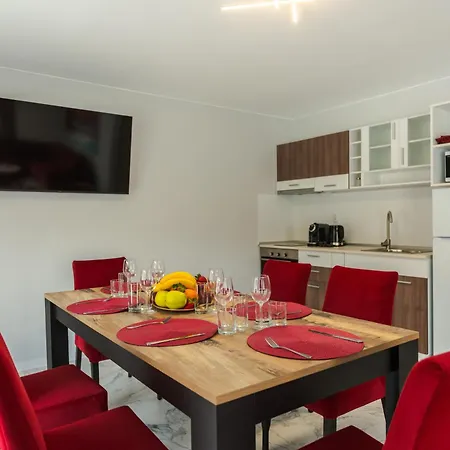 Enevi Guest Houses-къщи за гости еневи فيلة *