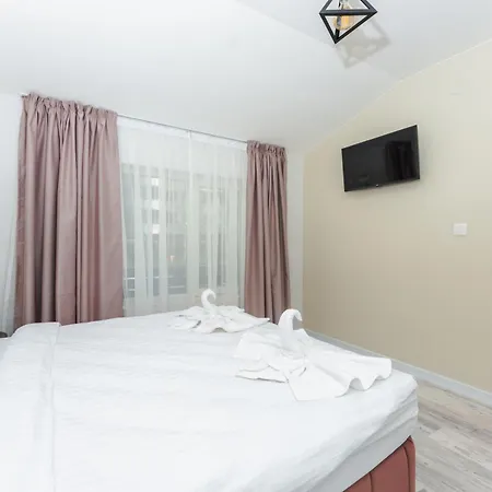 Enevi Guest Houses-къщи за гости еневи * ساندانسكي