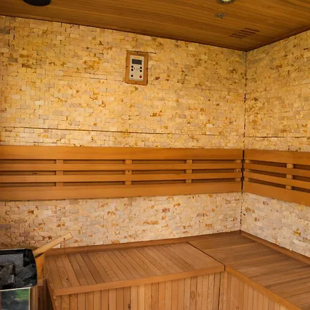 فيلة Enevi Guest Houses-къщи за гости еневи *