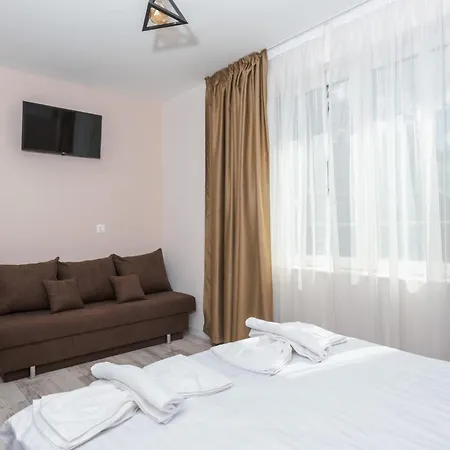 Enevi Guest Houses-къщи за гости еневи *