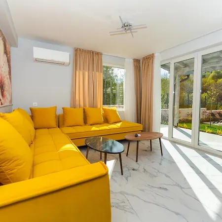 Enevi Guest Houses-къщи за гости еневи *