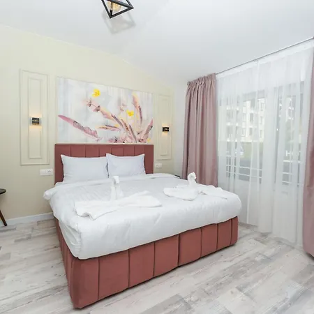 빌라 Enevi Guest Houses-къщи за гости еневи 산단스키