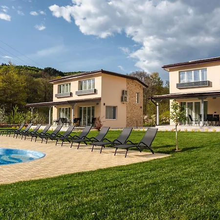 Enevi Guest Houses-къщи за гости еневи * 산단스키