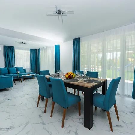 Enevi Guest Houses-къщи за гости еневи 빌라 산단스키