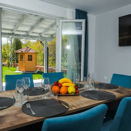 Enevi Guest Houses-къщи за гости еневи 빌라