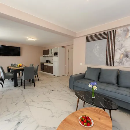 Enevi Guest Houses-къщи за гости еневи فيلة