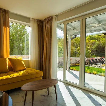 Enevi Guest Houses-къщи за гости еневи 산단스키