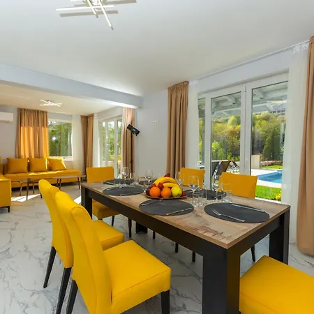 Enevi Guest Houses-къщи за гости еневи *