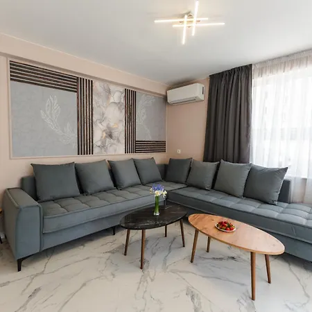 빌라 Enevi Guest Houses-къщи за гости еневи 산단스키