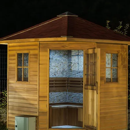 Enevi Guest Houses-къщи за гости еневи فيلة
