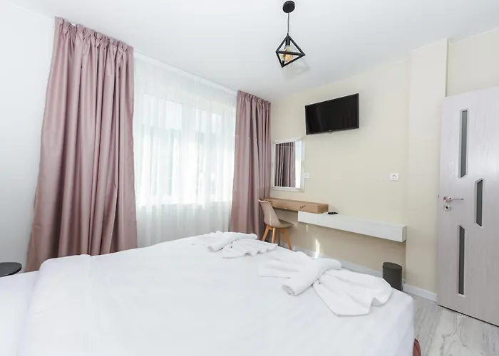 Enevi Guest Houses-къщи за гости еневи Sandanski