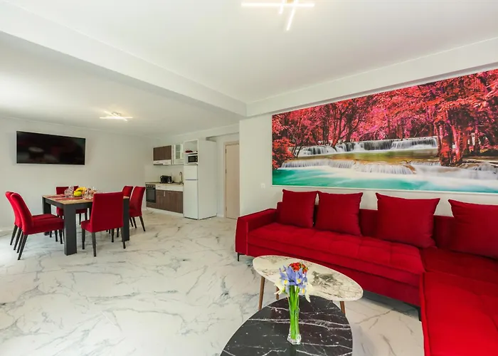 Enevi Guest Houses-къщи за гости еневи Sandanski