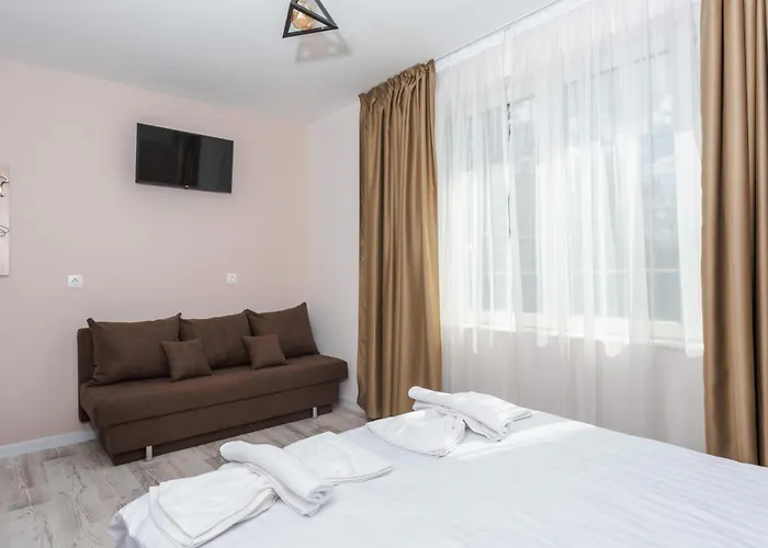 Enevi Guest Houses-къщи за гости еневи *